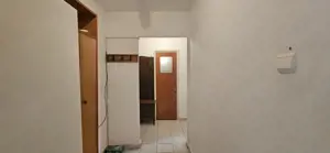 Apartament 2 Camere Decomandat Parc Moghioros - imagine 3