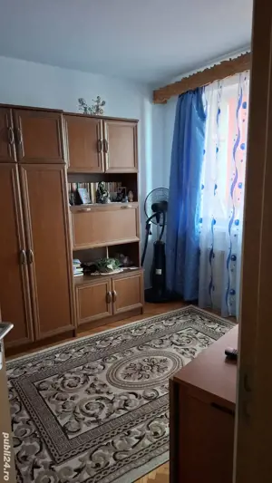 De vanzare apartament 3 camere - imagine 4