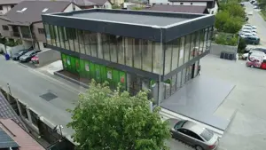 SPATIU COMERCIAL 230 mp - imagine 2