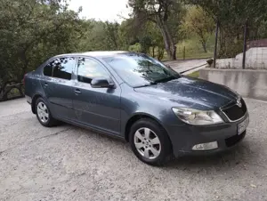 Skoda Octavia II 2010 1,6 diesel 105 CP - imagine 2