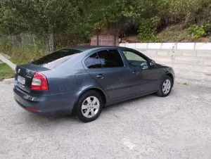 Skoda Octavia II 2010 1,6 diesel 105 CP - imagine 3