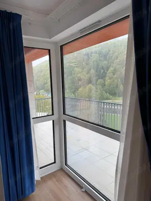 Vanzare apartament 2 camere Sinaia mobilat - imagine 8