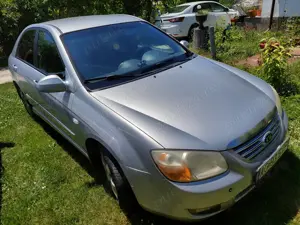 Vând auto Kia Cerato diesel,  2  km. - imagine 2