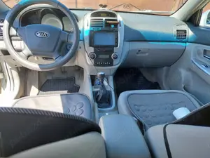 Vând auto Kia Cerato diesel,  2  km. - imagine 3