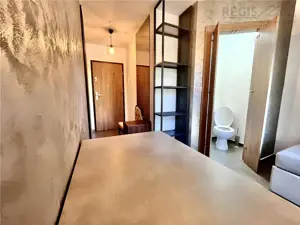 Spatiu pentru Sediu Firma in Urban Plaza de Inchiriat