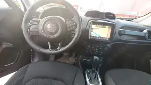 Jeep Renegade 4xe Plug-In Hybrid, model Sport, 240CP, 4x4, Automat, Full option - imagine 5