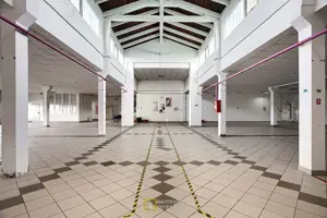 Hala de inchiriat in Arad 762 mp zona centrala Arad - imagine 2