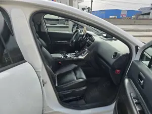 Peugeot 3008 hibrid  - imagine 3