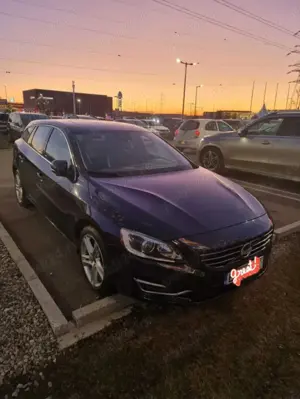 Volvo V60 2.4 D6 AWD 4x4 Plug-In Hybrid 285 C.P - imagine 4