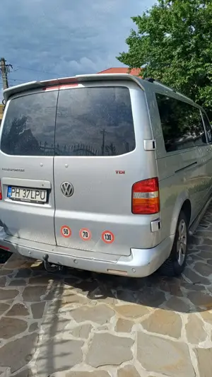Vând VOLKSWAGEN Transporter T5 - imagine 7