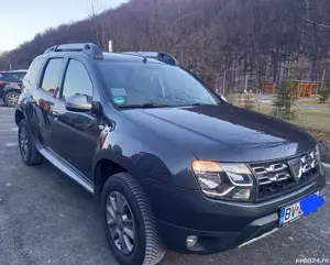 Vand Dacia Duster Prestige Suv 4x2 - imagine 4