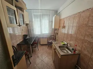 Resita, 2 Cam. Cf. 1, Et. 1, Bulevard, Micro 1 - imagine 6