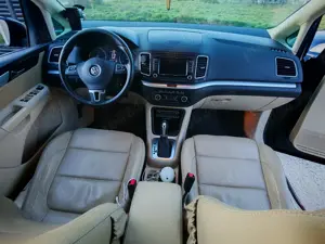Vând Volkswagen Sharan 2.0 TDI DSG 7 locuri