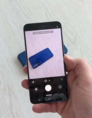 SAMSUNG S22 5G S901B 128gb 8GB ram + Folie + Husa + Cablu 120hz 50 megapixeli