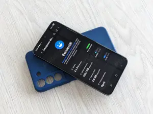 SAMSUNG S22 5G S901B 128gb 8GB ram + Folie + Husa + Cablu 120hz 50 megapixeli - imagine 2