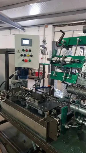 masina automata de facut plasa impletita