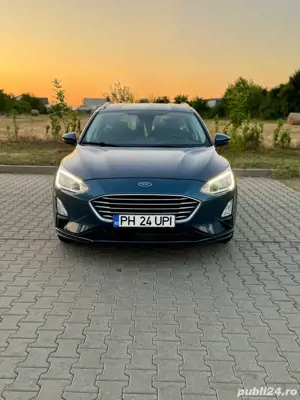 Ford Focus EcoBoost  - imagine 4