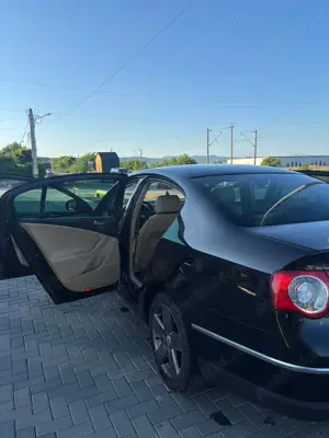 Volkswagen Passat B6 Manual   2.0 TDI 140CP   2007    Berlina - imagine 4