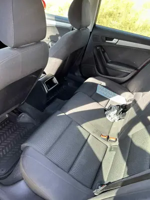 Audi A4 B8 2013 2.0 TDI - imagine 9