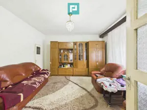 Casă cu 7 camere, ideală pentru familie, Grădiște - imagine 14