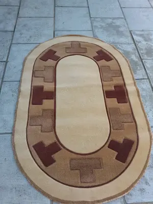 Vând diverse covoare, noi sau în stare bună