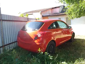Opel Corsa D din 2011 - imagine 2