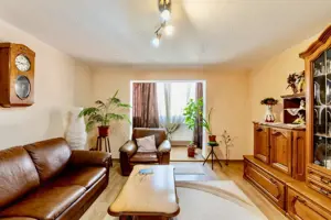 Apartament 3 camere, decomandat, mobilat si utilat, zona Dambovita