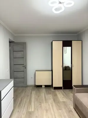 Oferim spre inchiriere apartament cu 2 camere in zona Costin Georgian - imagine 3 Oferim spre inchiriere apartament cu 2 camere in zona Costin Georgian - imagine 3