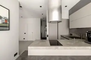 Oferim spre inchiriere garsoniera in zona Grozavesti