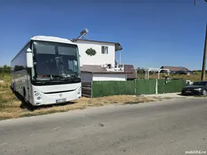 Vând casă în Costinești cu 14 camere și 4 căsuțe  - imagine 2