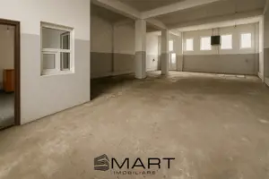 Hala 375mp zona Calea Surii Mari