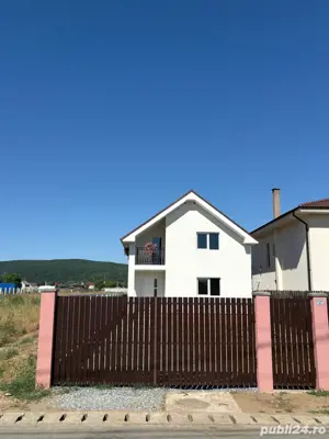 Casă individuală semifinisată în Gilău, zona centrală. Preț 159000