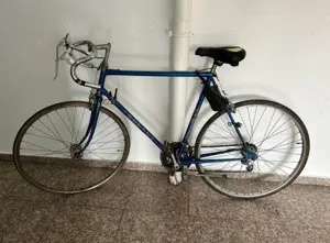 Semicursiera de vanzare (necesita reconditionare)