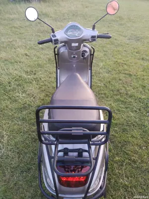 De vanzare scuter categoria ,b. model souris - imagine 5 De vanzare scuter categoria ,b. model souris - imagine 5