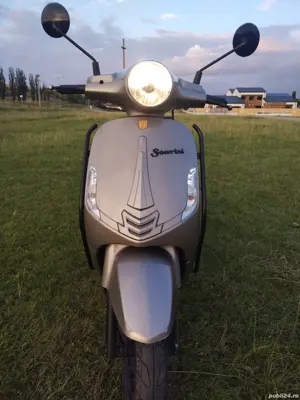 De vanzare scuter categoria ,b. model souris - imagine 2 De vanzare scuter categoria ,b. model souris - imagine 2