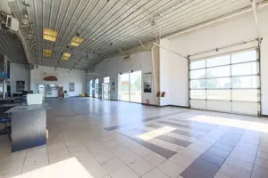 Reprezentanță auto de vânzare – Arad, Zona Industrială Micalaca Est - imagine 6