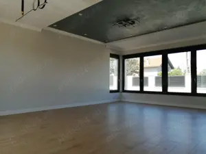 De vânzare vila noua, proiect modern, P+E, Dumbravita zona strazii Creației spre pădure