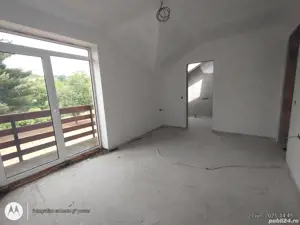 In oras,casa in triplex cu 2 garaje  - imagine 4