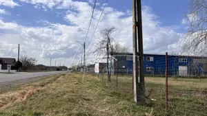 Teren intravilan I Ideal pentru investitie sau rezidential I Toate utilitatile - imagine 3