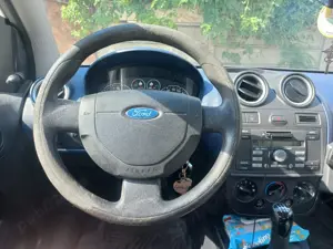 Vând Ford Fiesta 2007 - imagine 5