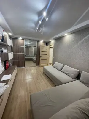 Garsoniera de inchiriat in zona Florilor