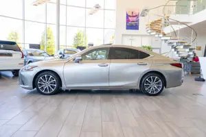 Lexus ES 300h 2.5 Hybrid Automat - imagine 4