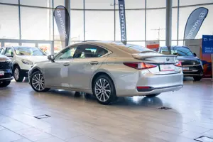 Lexus ES 300h 2.5 Hybrid Automat - imagine 6