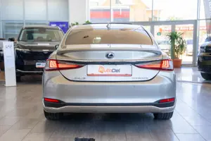 Lexus ES 300h 2.5 Hybrid Automat - imagine 7
