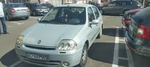 Vând Renault Clio 2