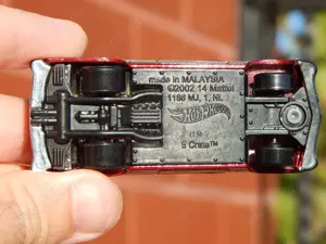 Macheta Ford Ranch Wagon 1955 Crate Hot Wheels sc 1:64 uzat - imagine 5