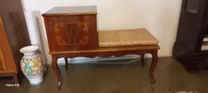 Mobila dormitor furnir nuc cu intarsii - imagine 3