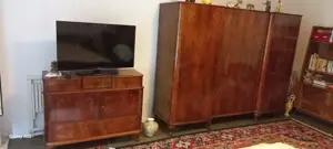 Mobila dormitor furnir nuc cu intarsii - imagine 4