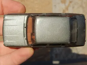 Macheta Simca 1100 1968 scara 1:43 uzata cu multe lipsuri pt diorame - imagine 4