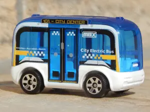 Macheta autobuz electric autonom Self Driving Bus Matchbox cu ambalaj